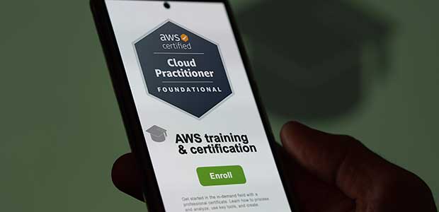 Build your AI career path with AWS
